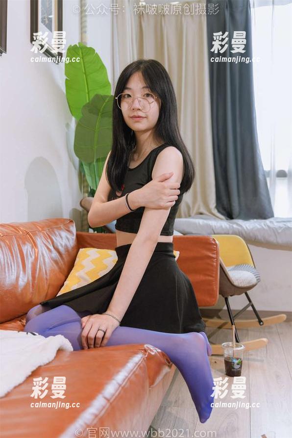 BoBoSocks袜啵啵-稚予 BoBoSocks袜啵啵 - 稚予的黑色美甲:免费看,资源当然也要给!