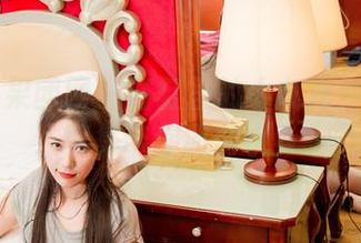 GIRLT果团网 – 浴缸里的小九九：最新写真集带你遨游水乡
