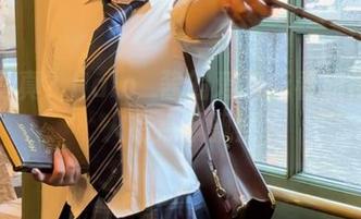 免费写真？Halo_酱的爱宕新春旗袍真让人有点飘飘然