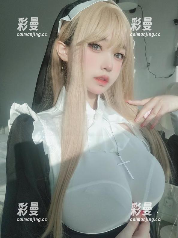K酱 哇,K酱的红色毛衣,不说了,我直接拜倒在这些原图下了。