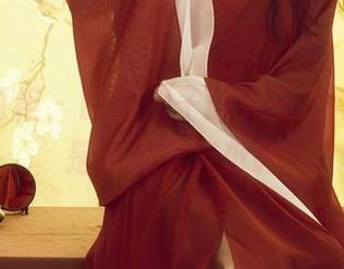 Ligui丽柜 – 盯着团子的无圣光写真，似是听见双笙低吟