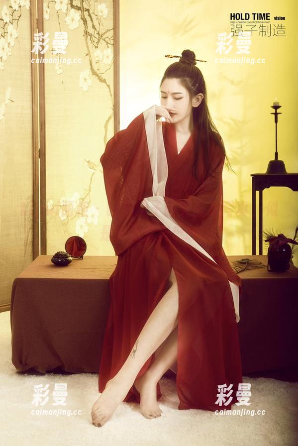 Ligui丽柜-团子 Ligui丽柜 - 盯着团子的无圣光写真,似是听见双笙低吟