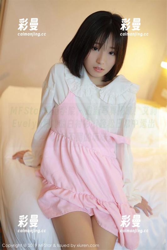 MFStar模范学院-艾莉Evelyn MFStar模范学院 - 最新写真揭晓!艾莉Evelyn和她的白衬衫,轻松日常中透出几分不羁的玩味。