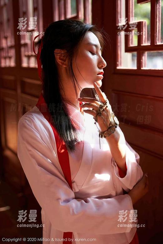 MiiTao蜜桃社-Cris_卓娅祺 MiiTao蜜桃社 - 连体衣合集大赏:Cris_卓娅祺的风格有点太‘单一’了,但却出奇的耐看!