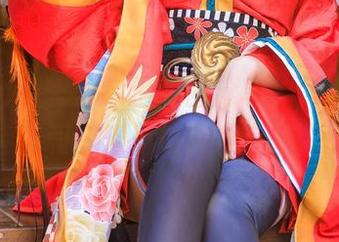 Momoko葵葵这组美图分享，CaitSith这造型和音乐风格，我有点晕啊。