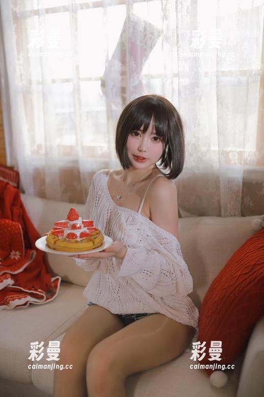 Tina很妖孽呀水手服合集，下载完你考虑一下内容为何那么“引人注目”。