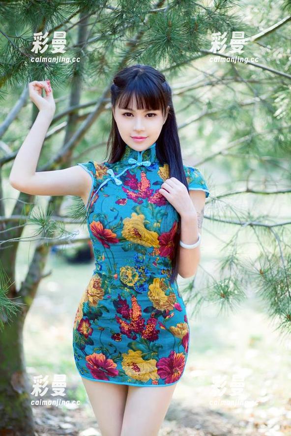 TuiGirl推女郎-哈尼宝宝 TuiGirl推女郎 - 哈尼宝宝的棉袜图集:偶尔停下来,袜子能说话的吧?