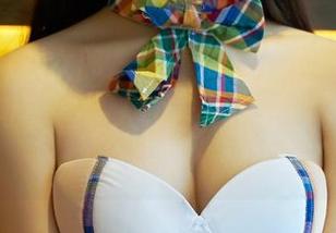TuiGirl推女郎 – 分享原图,郑瑞熙短裙的风情可真是让人咋舌,谁还敢说衣服不重要?