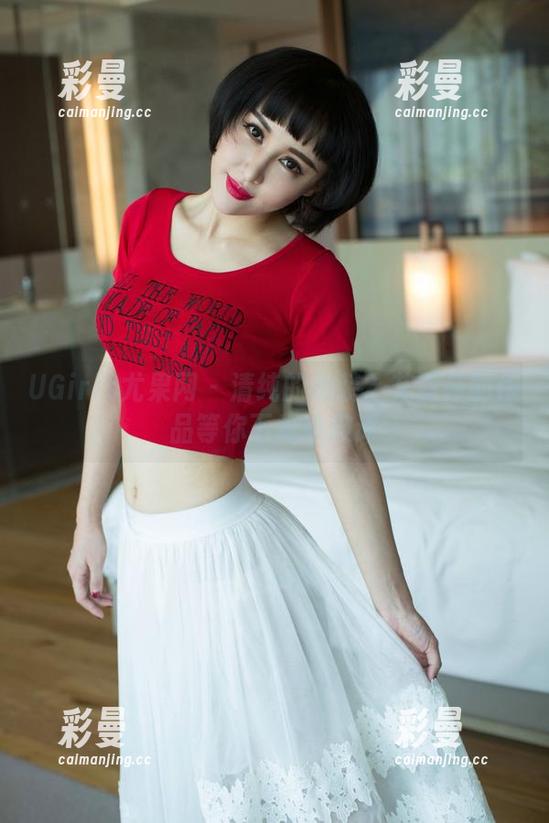 UGirls尤果网 - 清纯的伪装？艾霓莎的作品等你下载来破译