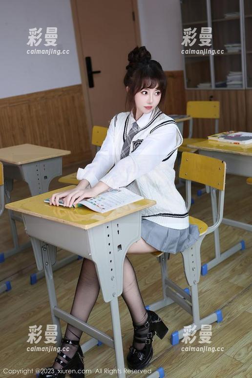 Xiuren秀人网 - 精选写真集，Carol周妍希的和服里，难道藏着什么穿搭秘籍，必须得解密？