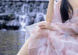 Xiuren秀人网 – 王馨瑶Yanni的妹子写真：无圣光，真我风采