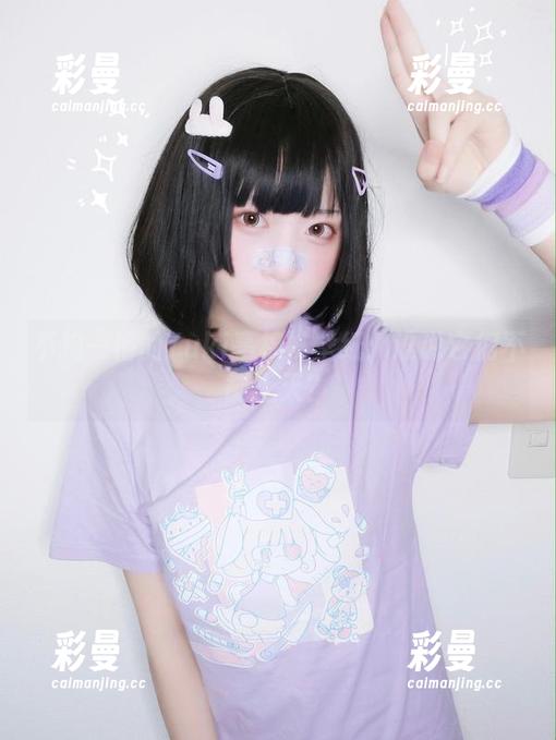 不拘一格的Yuki亭棉袜壁纸：谁说它们不能上天？