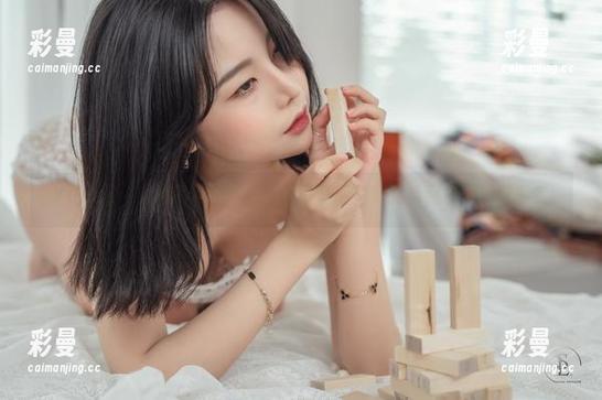 Yuna(윤아)的吊带大作战：高清套图里究竟隐藏着多少惊喜？