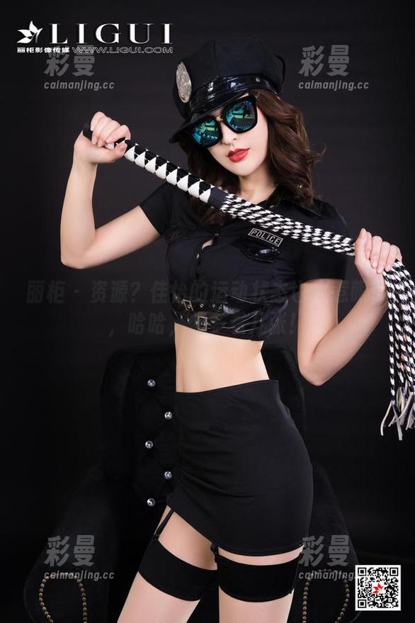 丽柜 - 资源？佳怡的运动状态也太惹眼了，哈哈，想多看几张！