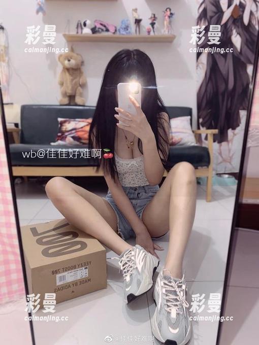 佳佳好难啊 佳佳好难啊美腿在线:看完保证你小腿肌肉有点紧张!
