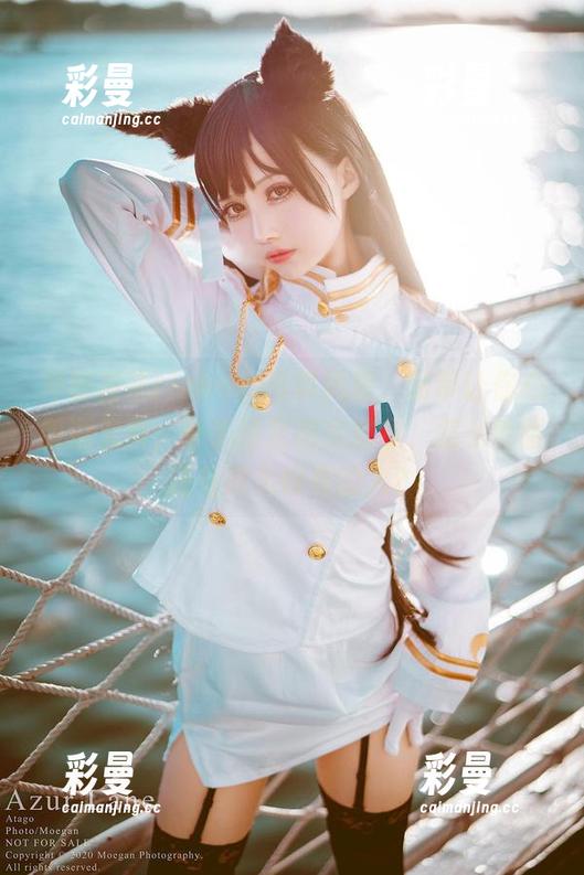 冲田凛花rinka的写真风暴，吊带让你心脏避无惧，举手投足都在挑逗，怎么外面还有这么好看的人？