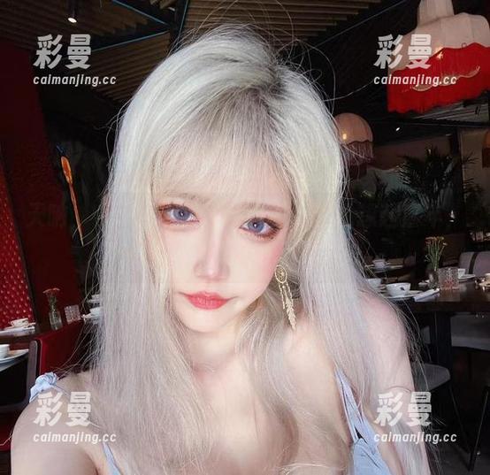 天呐，啾小妍的金发芭比写真让我想起童年，资源可真是慢慢回味呢～