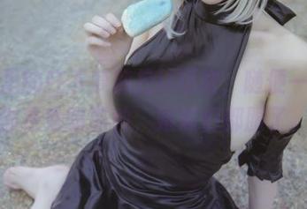 图册里的在下萝莉控ii短裙，随便一拍，都是秀的那种，姐妹们都服了。
