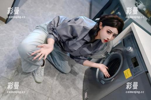 奈汐酱Nice：谁说内衣只给人看？这一套全靠图包的.犅n