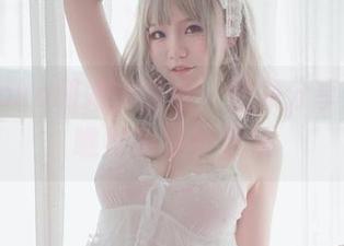 宅夏yoko和她的金莲，图集分享带你瞧瞧她的新奇想法