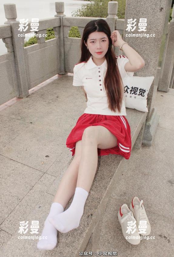 小众视觉-洁洁 小众视觉 - 万圣节里的洁洁,光环统统没有,原图只剩下精彩。