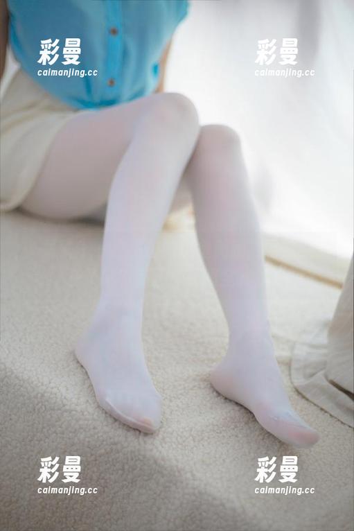 少女秩序 - 原图里的小鱼美腿，可能我眼花了吧？反正脑子里全是腿。