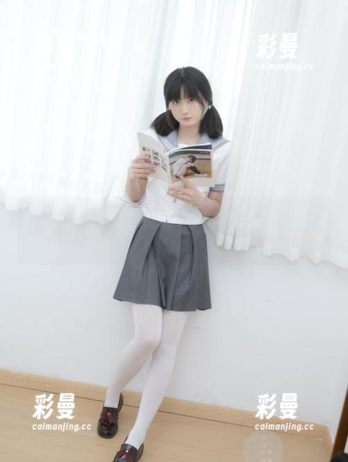 少女秩序-鹿可 少女秩序 - 鹿可,附赠美脚随身套图,免费让你乐翻天,脚控们看过来!