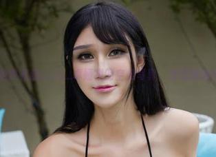 尤物馆 – 免费看遍Cris_卓娅祺的空姐写真，没想到腿会这么长！