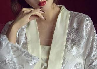 尤蜜荟 – 梦心月的少女套图，资源多得像你的午餐盒一样装不下！