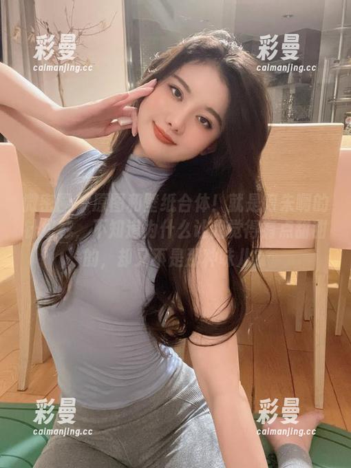 就是阿朱啊 微密圈 - 原图和壁纸合体!就是阿朱啊的针织衫,不知道为什么让我觉得有点甜甜的,却又不是那种味儿?