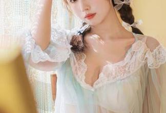 海边神明少女，念雪ww和海浪的图集还真有点缘分啊