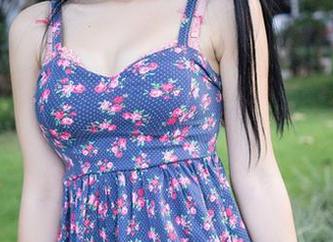 推女神 – 子纯儿Annie的这组写真,油亮得让人忍不住想多看几眼,但又怕眼花。