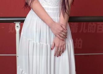 推女郎 – 办公室探险，林清儿的百变“福利”图片随手拍