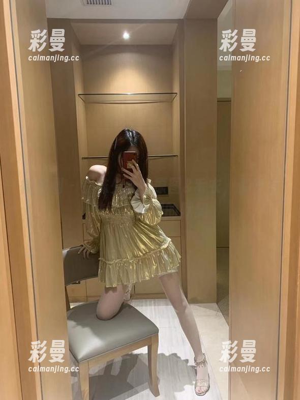 提袜少女 微密圈 - 提袜少女的原图&毛衣,似乎有些不为人知的默契