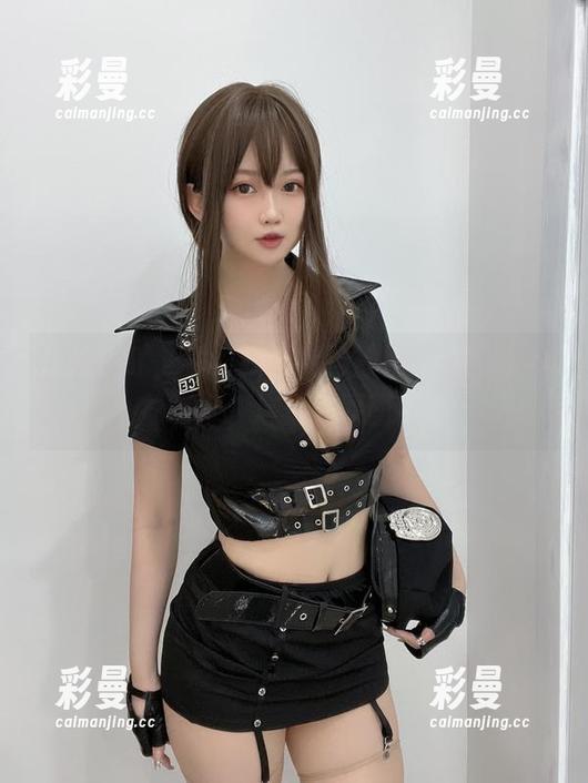 是依酱吖，别问我为什么被她的女神气场吸引，这就是原图！