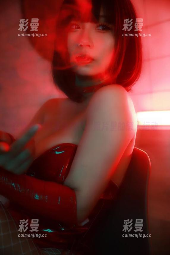 末夜787 在办公室的末夜787:照片里的懒人运动
