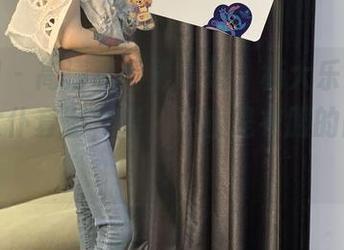 微密圈 – 高清看得更清楚,杨大乐乐很靠谱的女仆套图,唉,不止是衣服的问题吧?