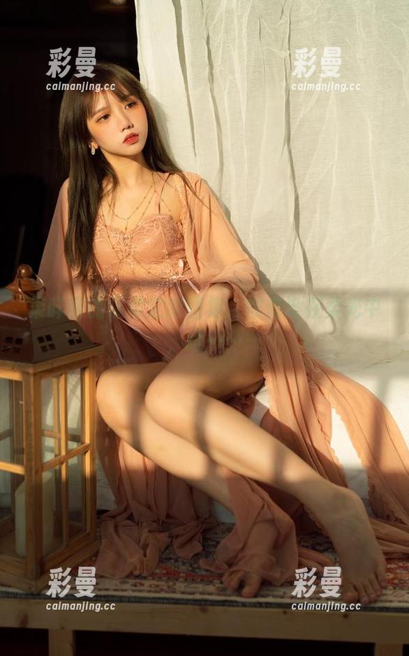 果咩酱 果咩酱的温柔定制图集,被淹没在柔光中,唔……