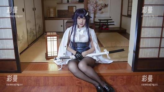 柘烟Zuken 柘烟Zuken的精选作品集,妮姬胜利女神拉毗:细节中藏着点小心机。