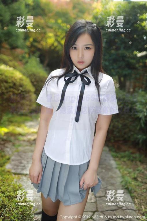 模范学院-lingyu69 模范学院 - 看过lingyu69的御姐高清写真的人都知道,她就是这样的做作又迷人!