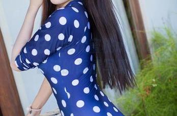 爱蜜社 – 牛仔裤和沈蜜桃miko–一场不容错过的高清写真集