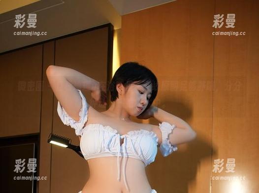 微密圈 - 且看瑜瑾u在浴缸里，在线原图足够养眼，分分钟让人想推入水中。