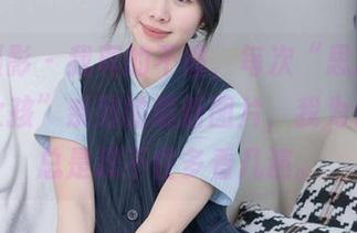 甜予摄影 – 我真的不懂,每次“思思”发布“女孩”系列的最新图片,我为什么还总是忍不住多看几遍。