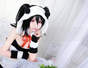 白易子教主水手服合集：这是什么穿法？好像回到了学生时代。