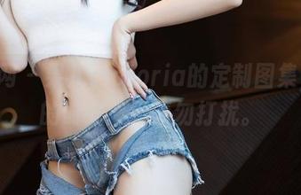秀人网 – 果儿victoria的定制图集,JK的时光旅行请勿打扰。