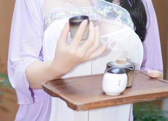 秀人网 – 修女？不，王馨瑶yanni在重新诠释，全集和原图看了让你捧腹！