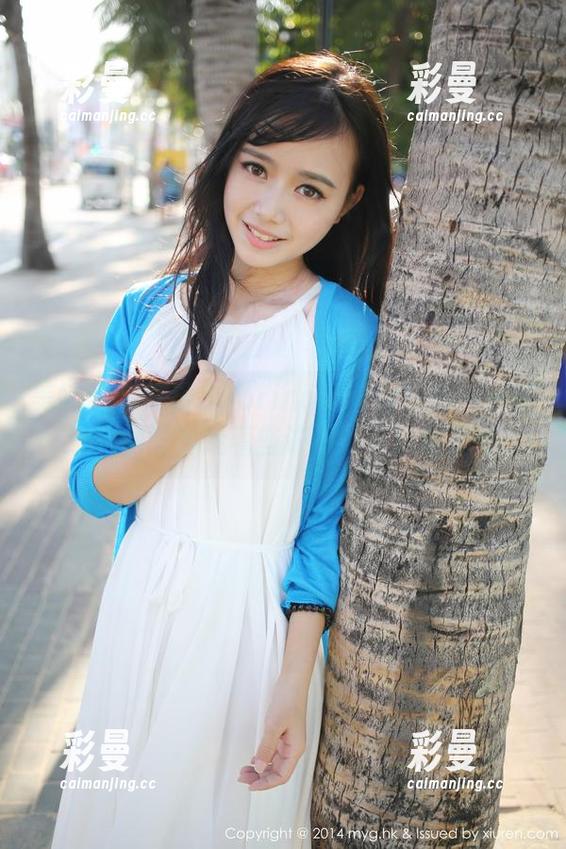 美媛馆 - 许诺Sabrina的修女写真——精选，那眼神透着些许不可言说的暗示