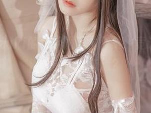 脱尾巴Mizuki的水手服私拍合集,竟让我想到了海边的那种味道?