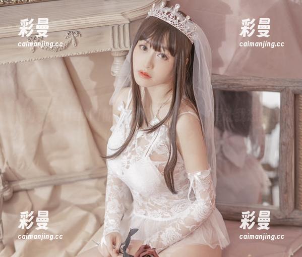 脱尾巴Mizuki的水手服私拍合集，竟让我想到了海边的那种味道？