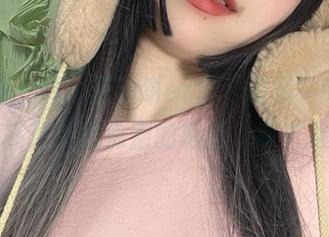 微密圈 – 呵,葱油饼er当“秘书”的样子,高清壁纸级别的笔挺,真有趣。